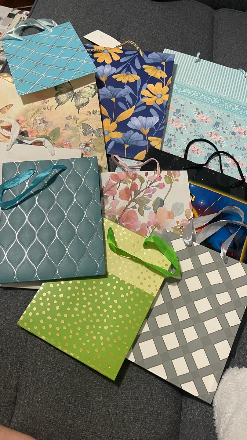 Assorted Gift Bags thumbnail