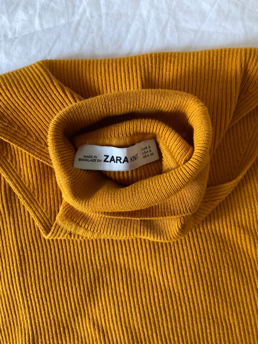 Zara Knit Turtleneck Top - Size S image indicator(2)