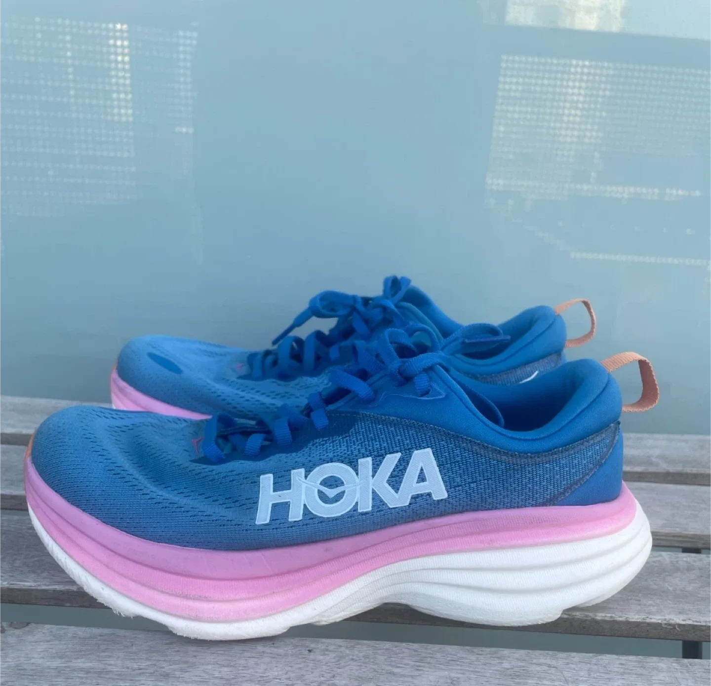 Hoka One One Bondi 8 Coastal Sky Women's Running Shoes Size 8 thumbnail