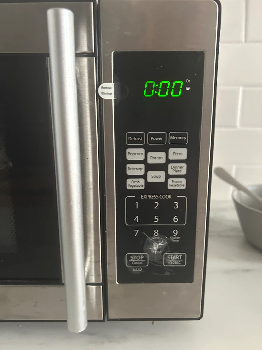 Black+Decker Microwave - photo 3