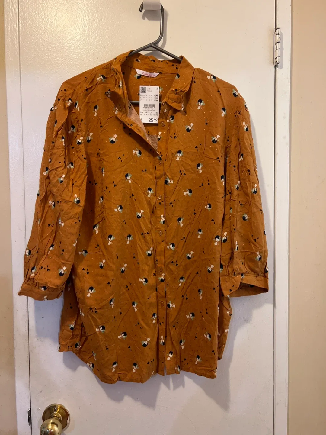 Camaleu Floral Button-Up Shirt, Size 36 thumbnail