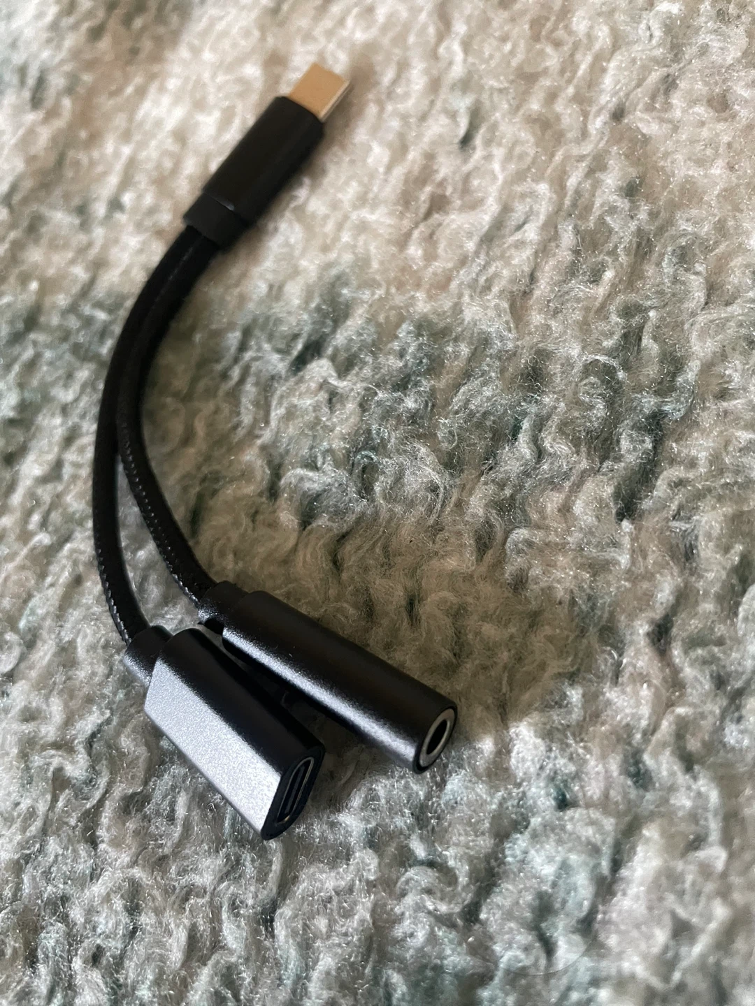 Type-c Earphone Adapter for Charging and Audio Portable - photo 2