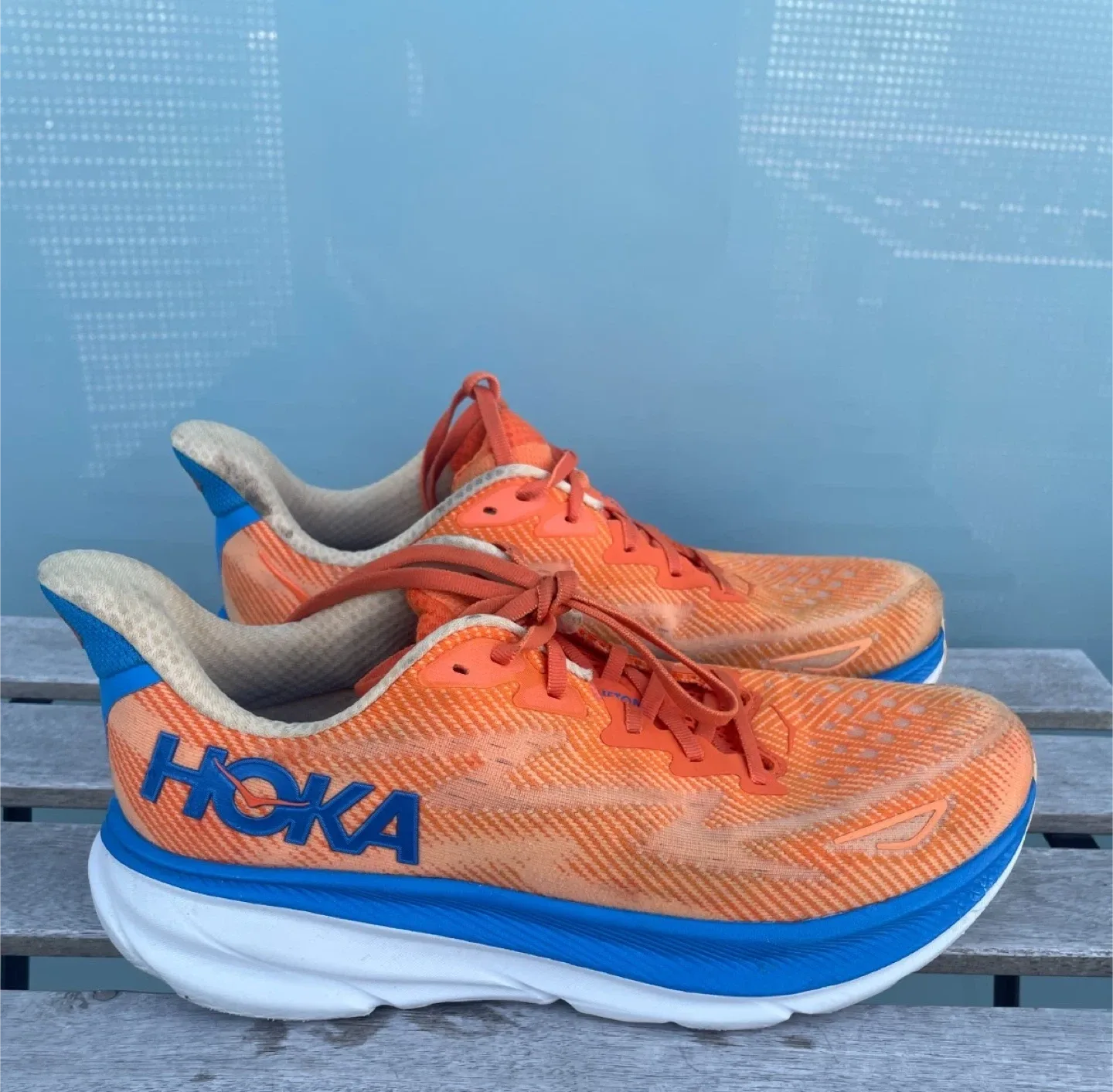 Hoka Clifton 9 Men’s Vibrant Orange Impala Running Shoes Size 10 thumbnail