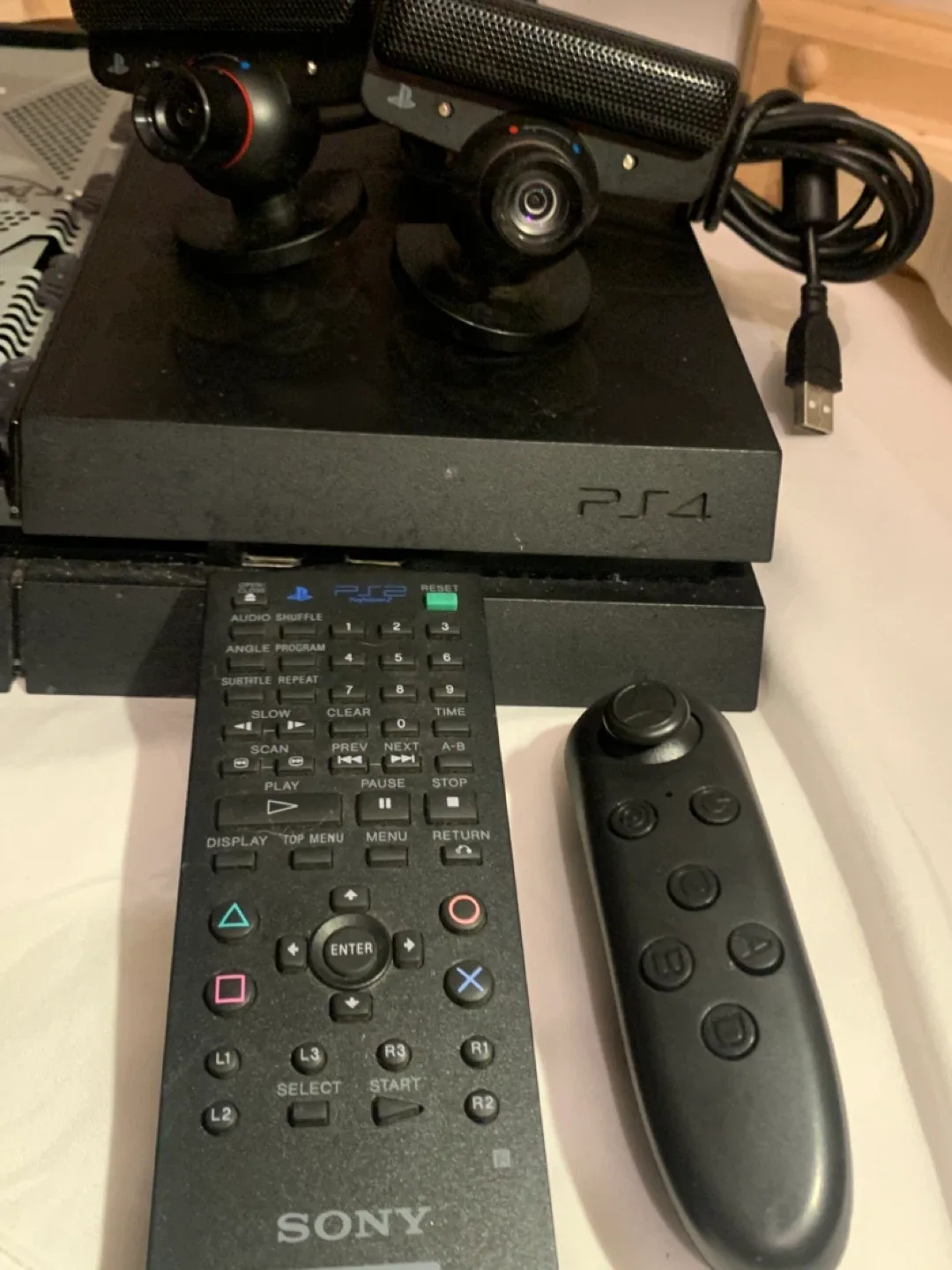 PlayStation 4 Console Lot – For Parts or Repair image indicator(4)