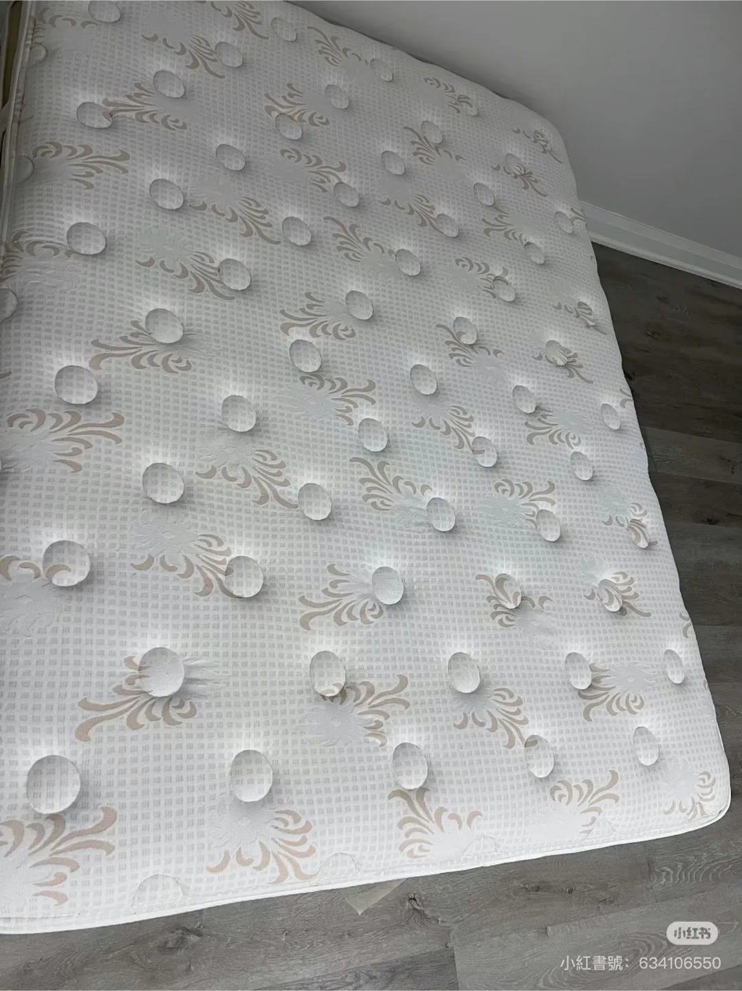 Mattress - Good Condition image indicator(2)