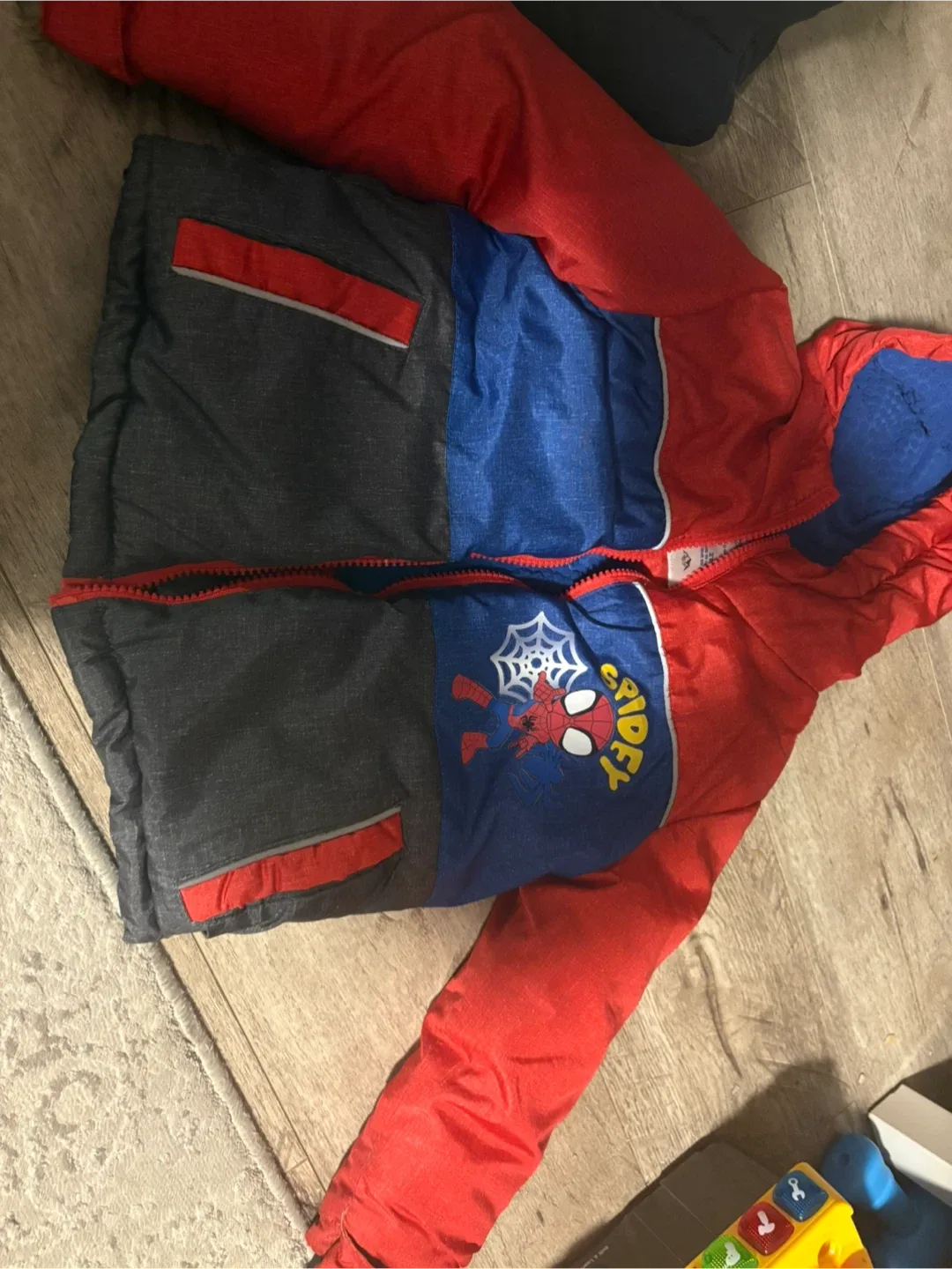 Spiderman Jacket - Size 2T thumbnail