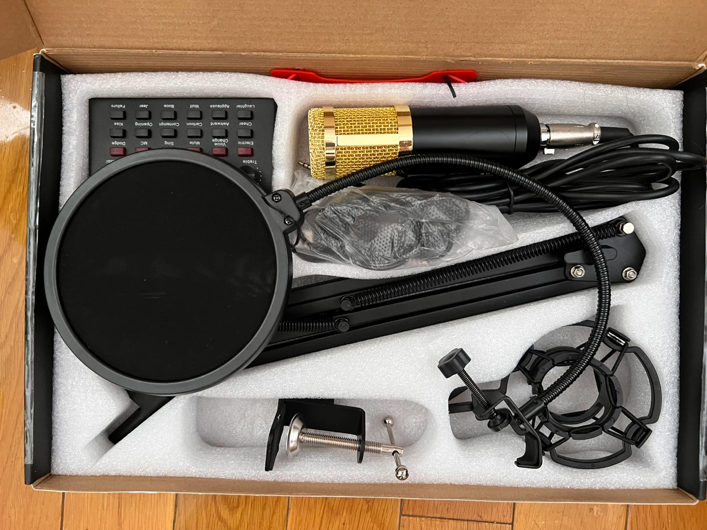 XO Poppy Podcast Starter Kit - New - photo 3