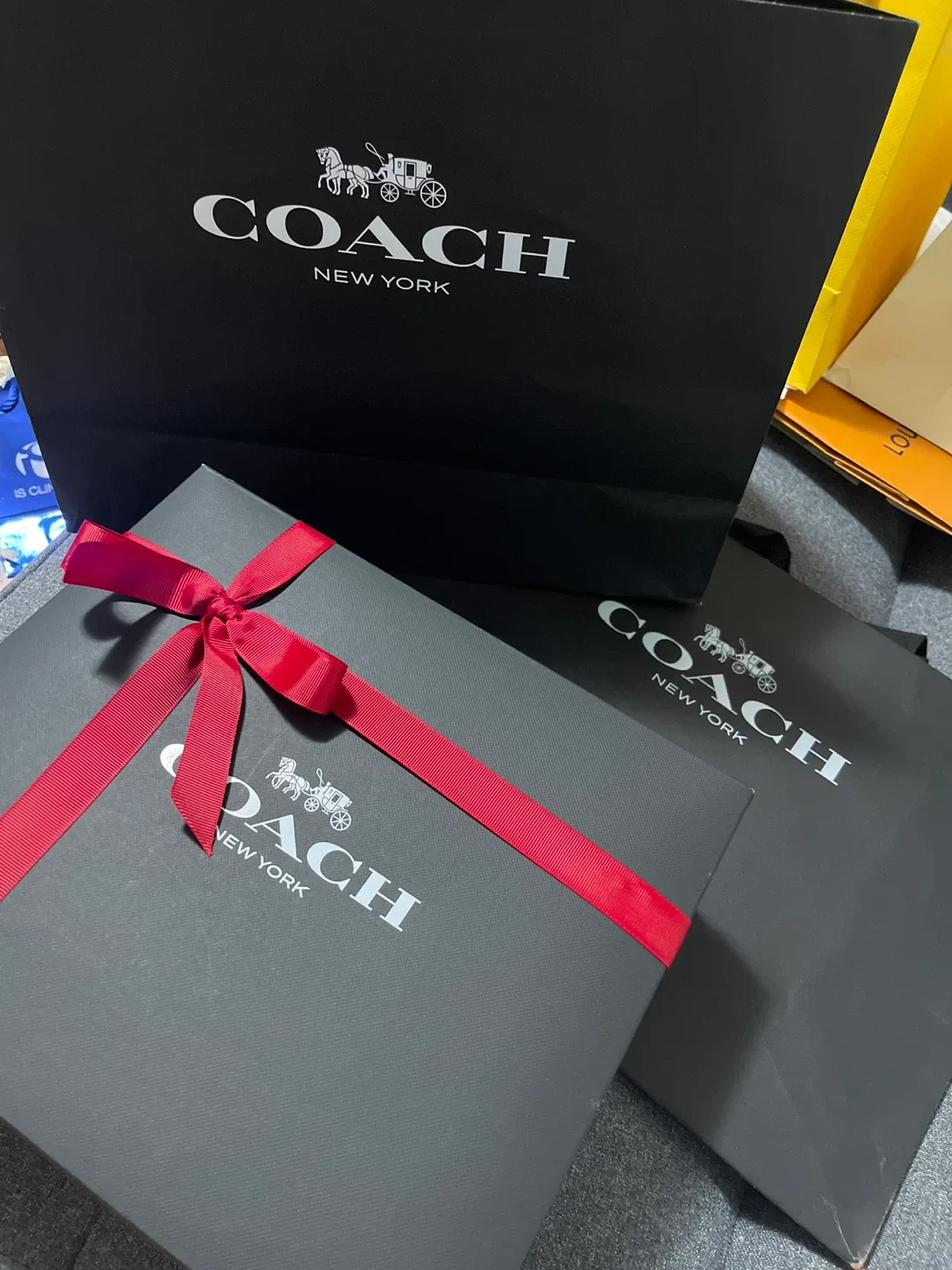 Coach Gift Box and Shopping Bag thumbnail