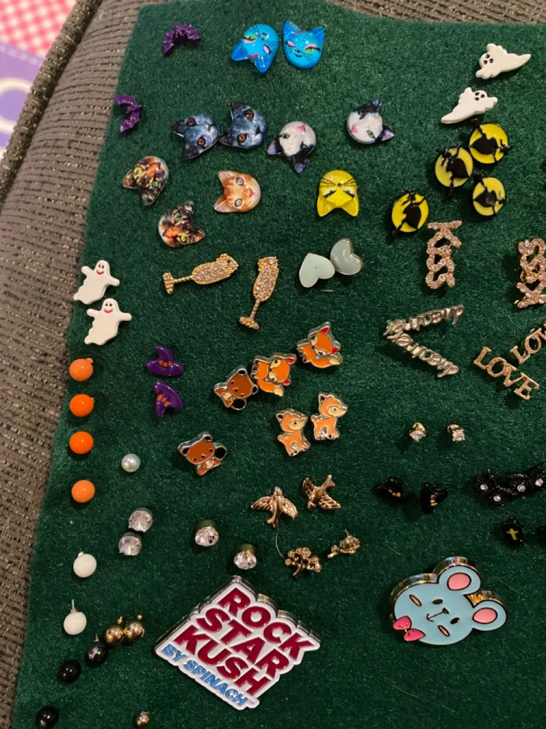 Assorted Earrings & Pins (3each) image indicator(3)