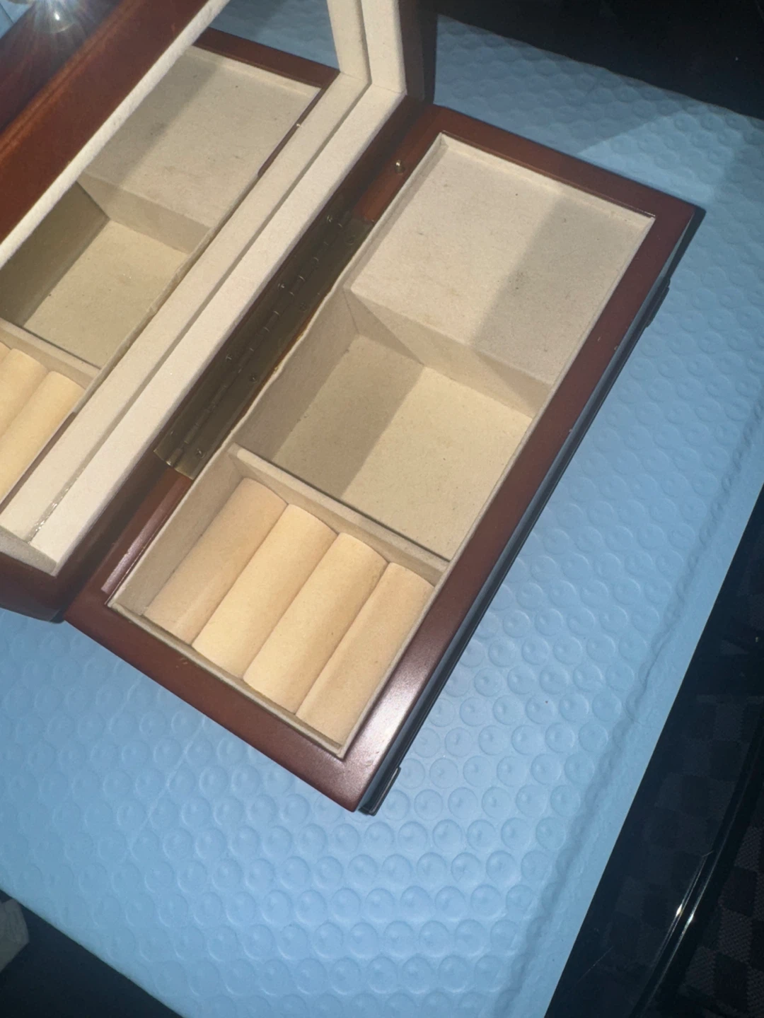 Bombay & Co. Wooden Jewellery Box - photo 4