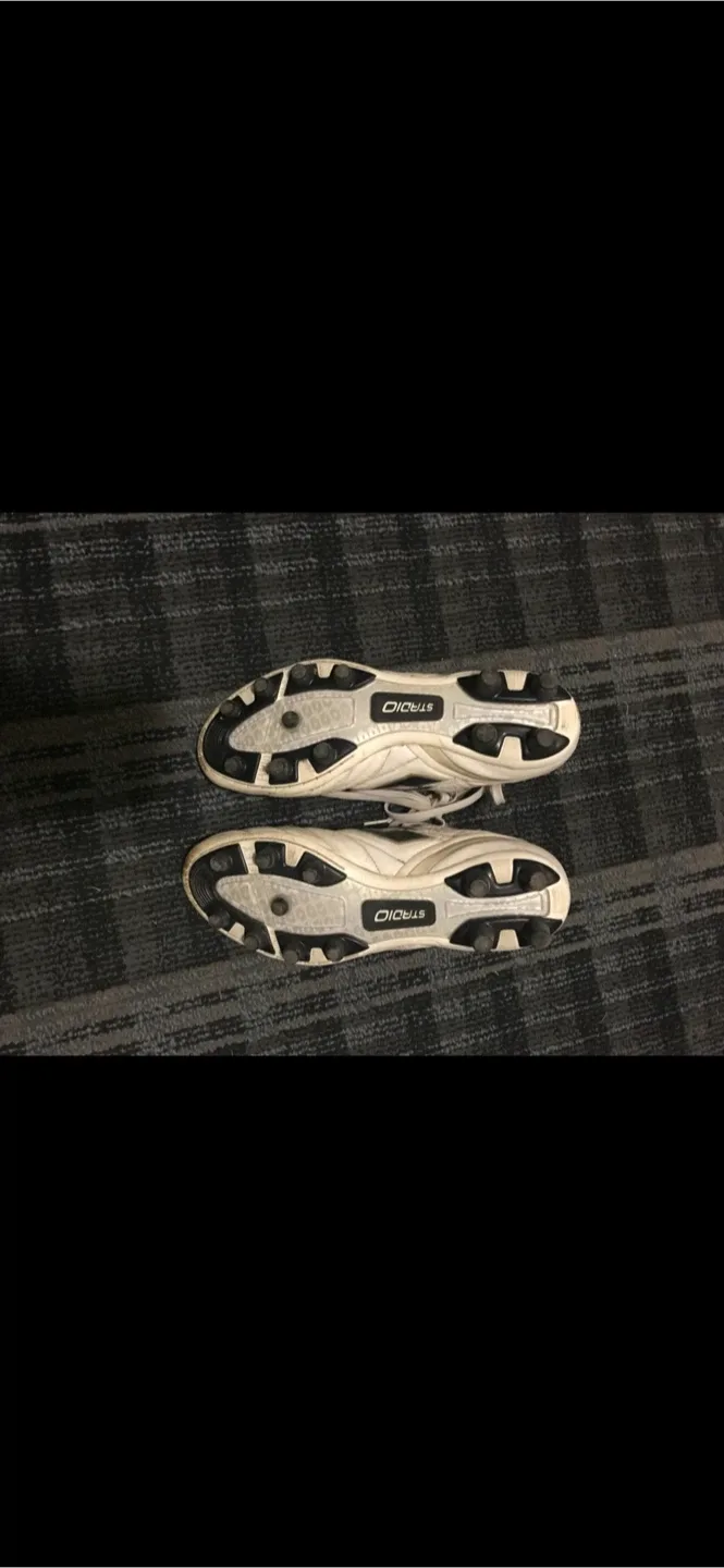 Lotto Stadio Soccer Cleats thumbnail