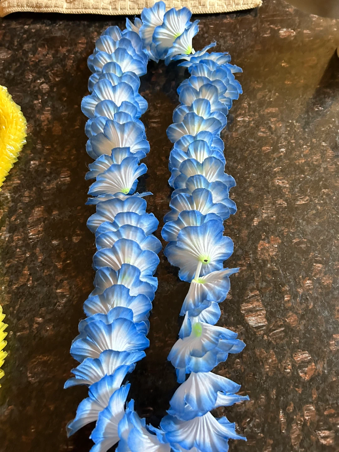 Blue & White Flower Lei