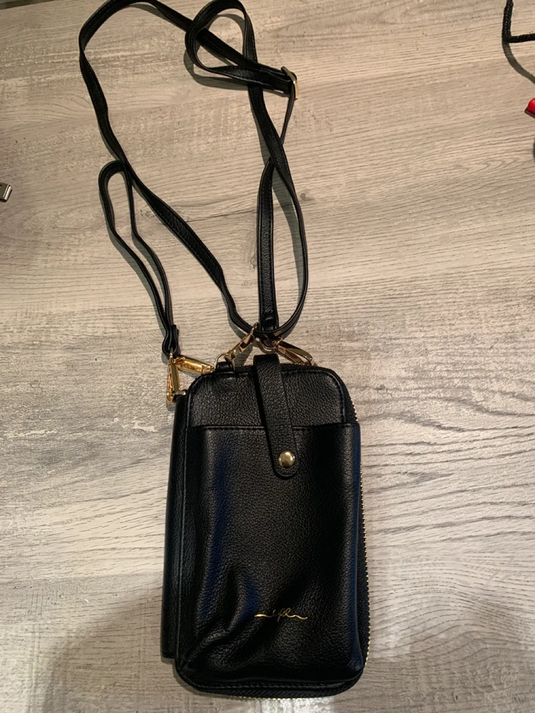 Espe Black Crossbody Wallet thumbnail