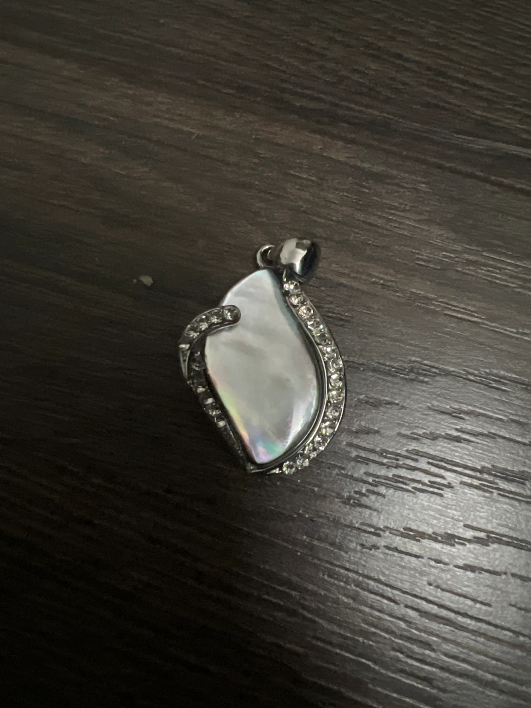 Pendant with Mother of Pearl and Rhinestones