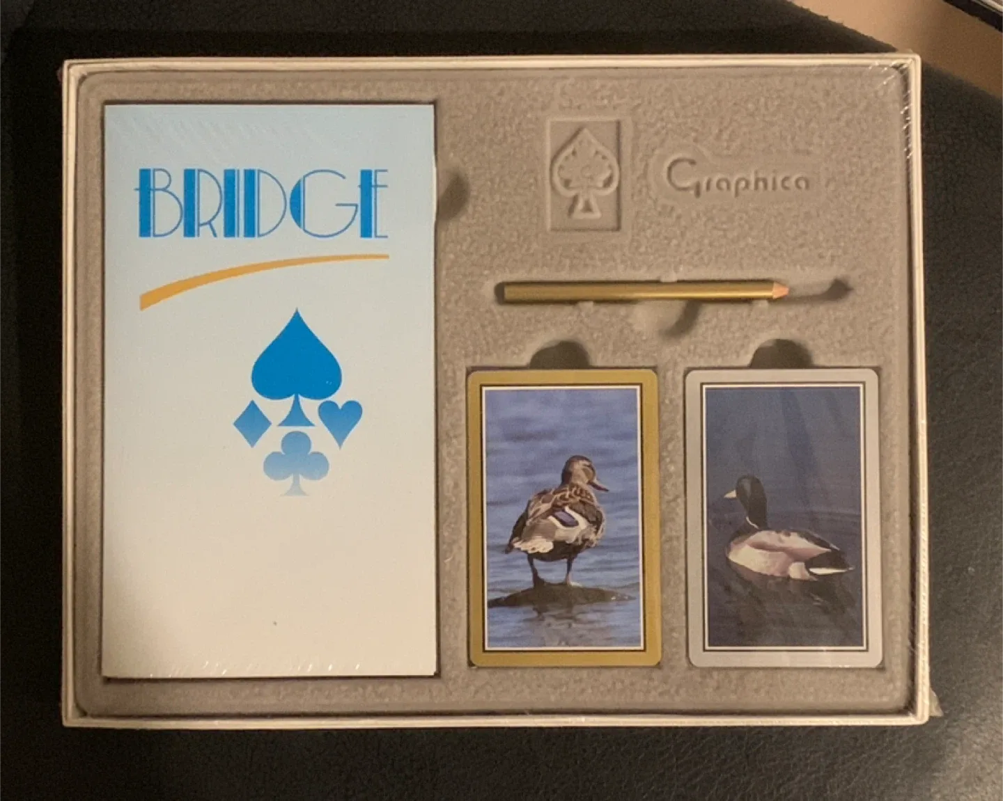 Bridge Playing Card Set (Made in 🇨🇦) thumbnail