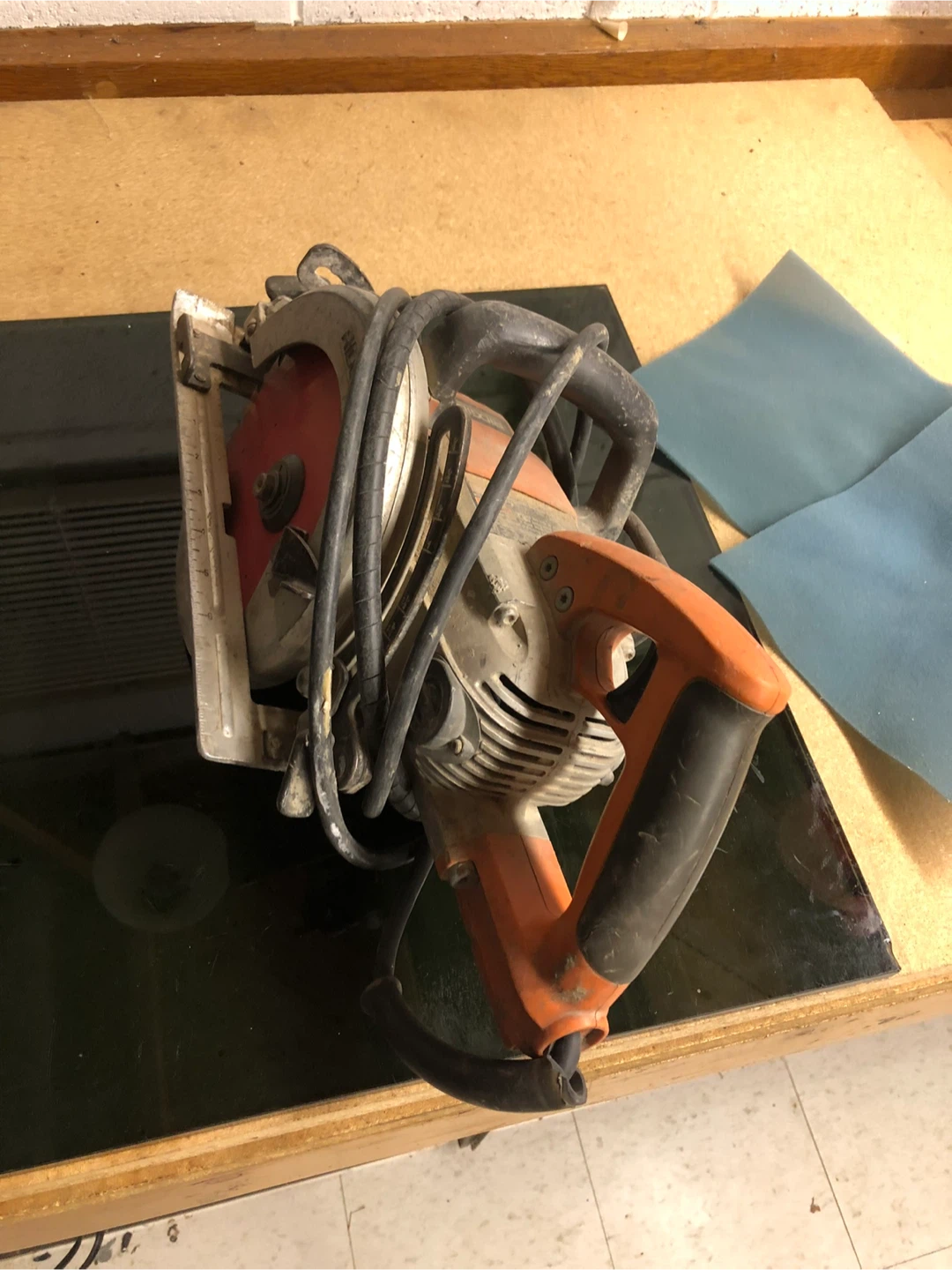 Ridgid Circular Saw - photo 2