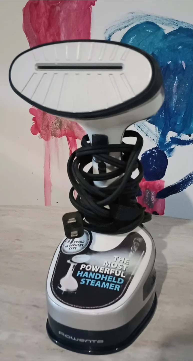 Rowenta Handheld Garment Steamer thumbnail