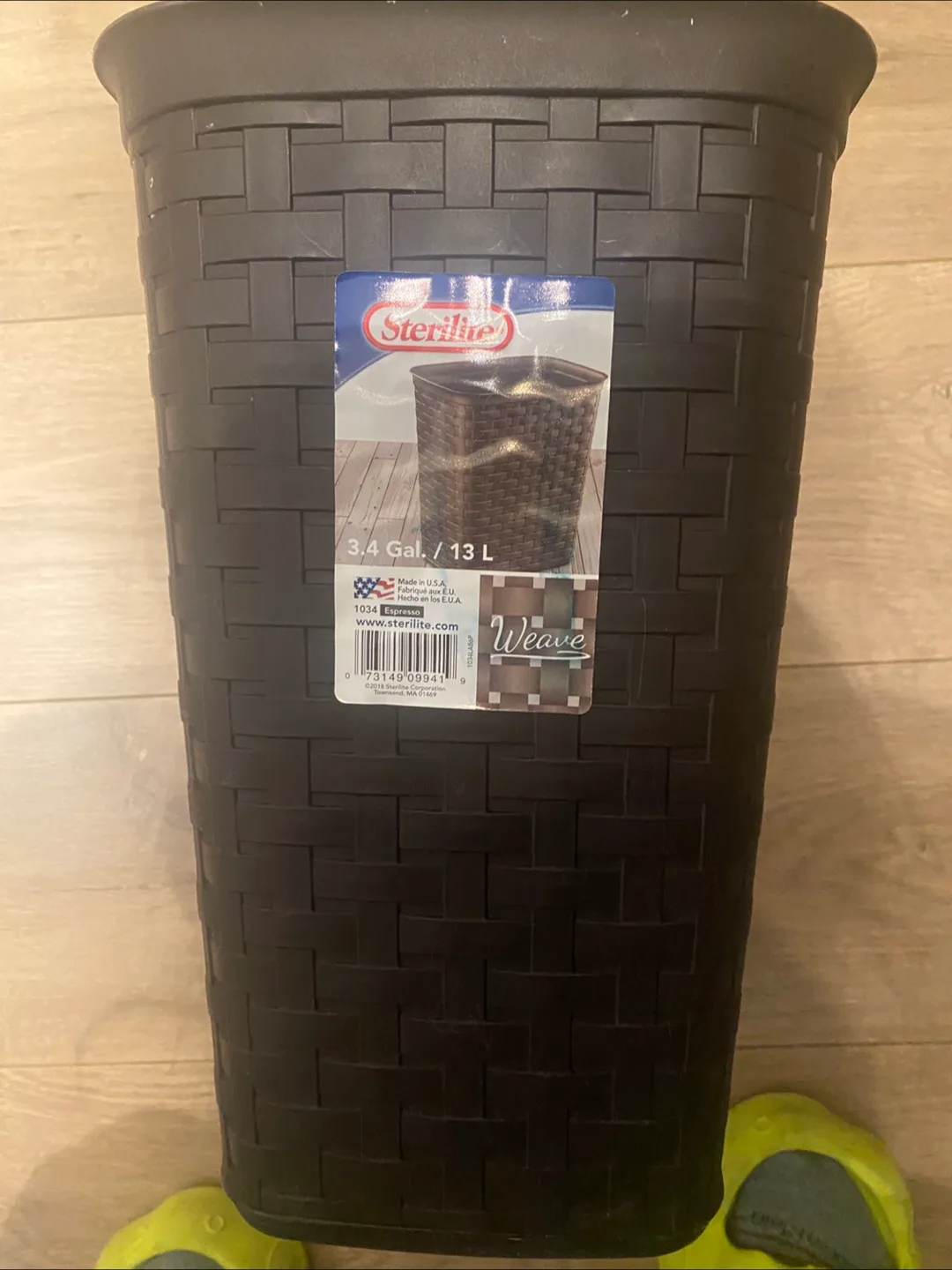 Sterilite Weave Wastebasket - 3.4 Gal / 13 L thumbnail