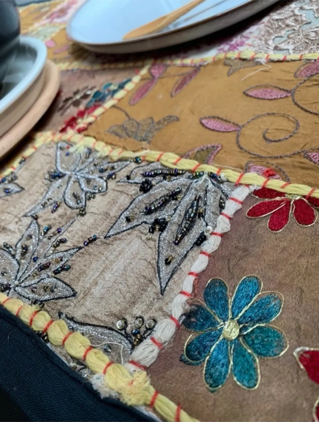 🆕Embroidered Patchwork Table Runner image indicator(6)