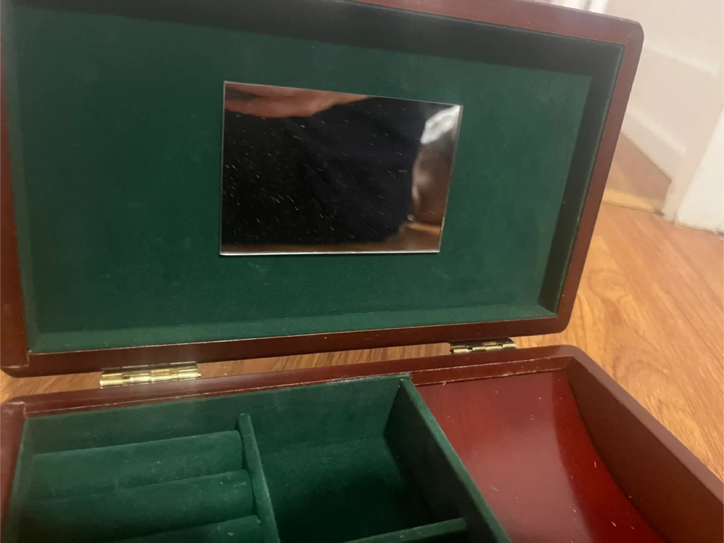 Wooden Jewellery Box with Mirror image indicator(2)