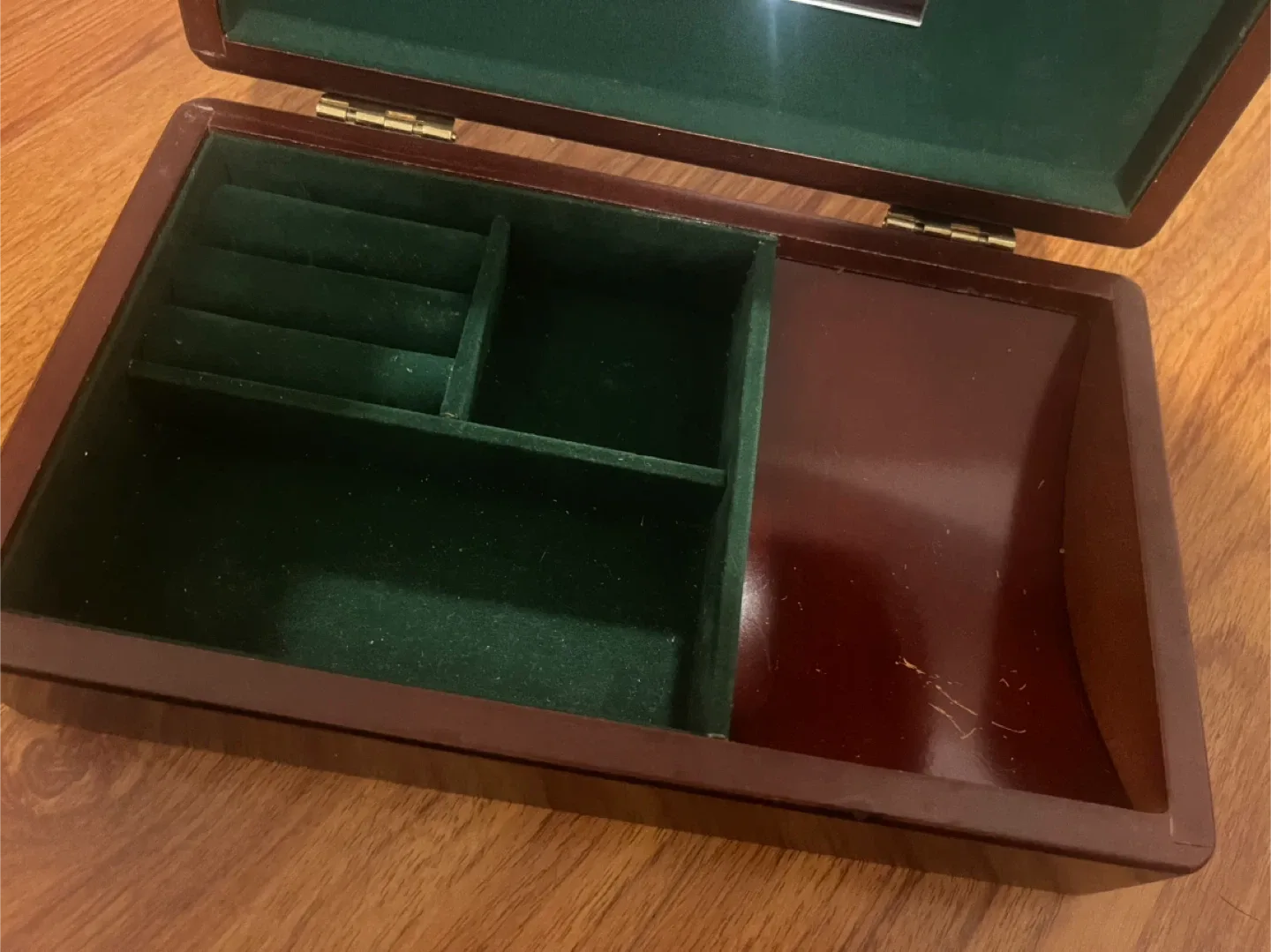 Wooden Jewellery Box with Mirror image indicator(3)