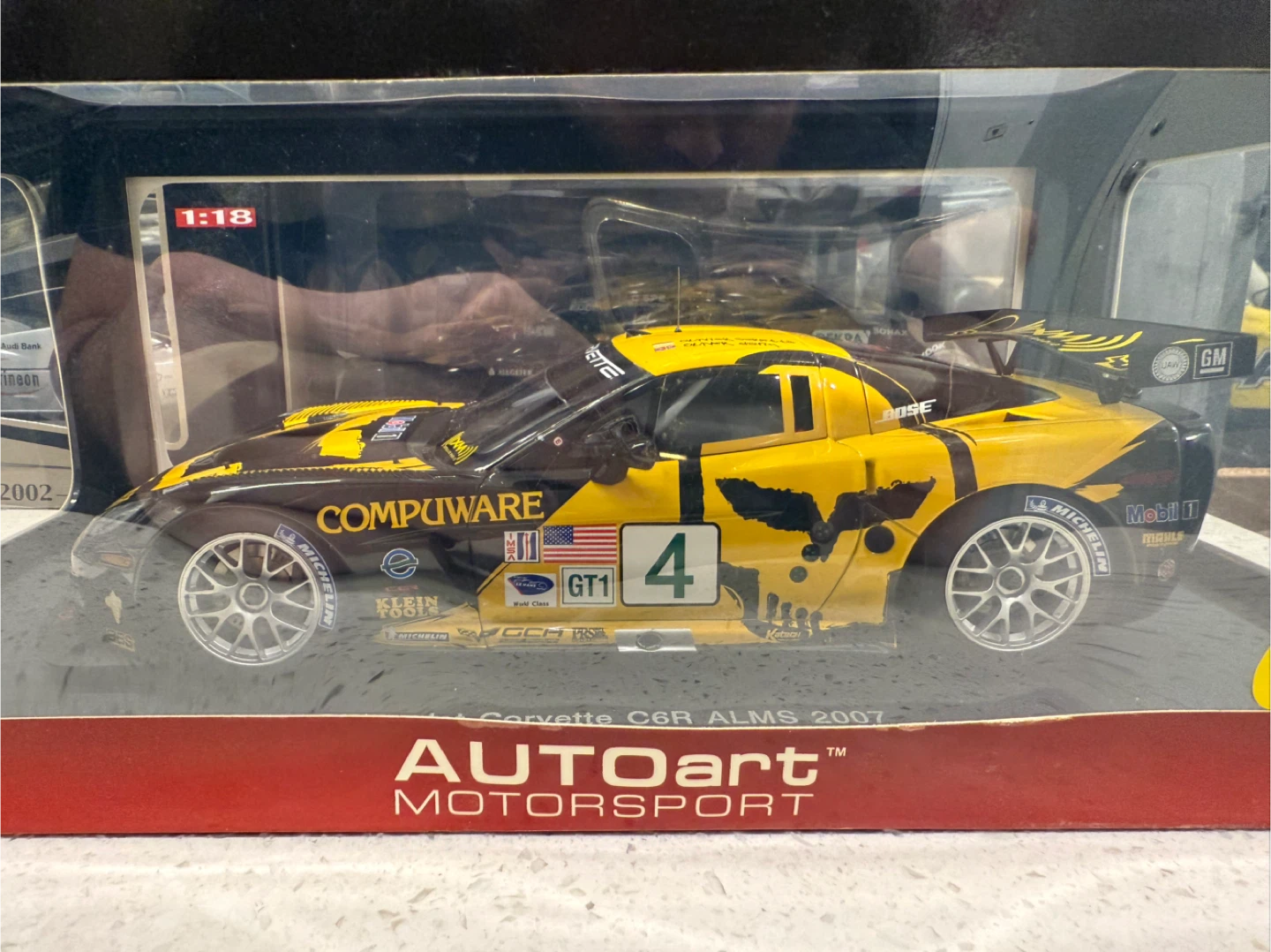 AUTOart 2007 ALMS Chevrolet Corvette C6R GT1 - photo 2