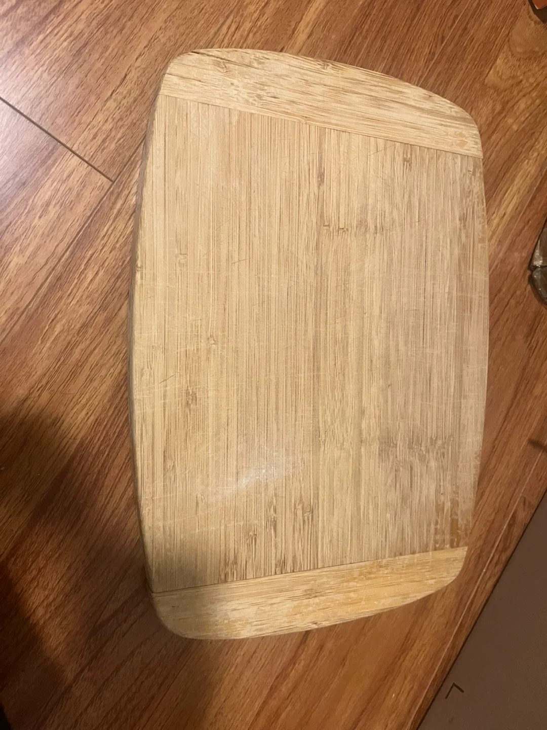 Wooden Cutting Board thumbnail