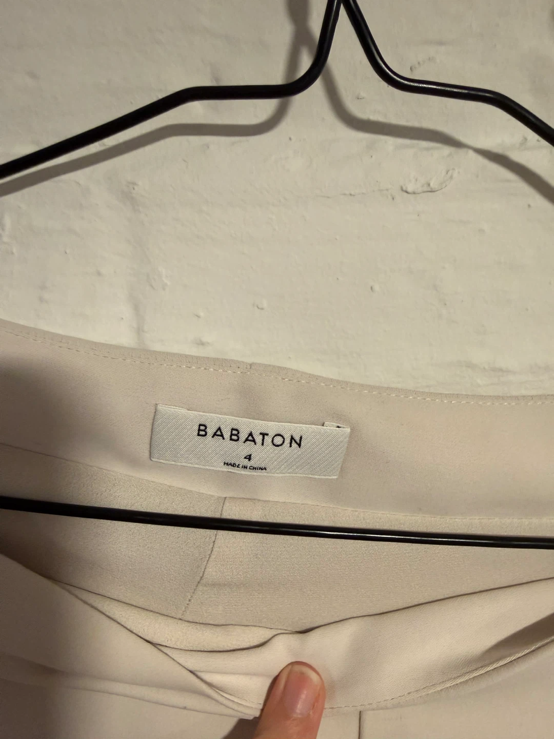 Babaton Cream Shorts - Size 4 - photo 3
