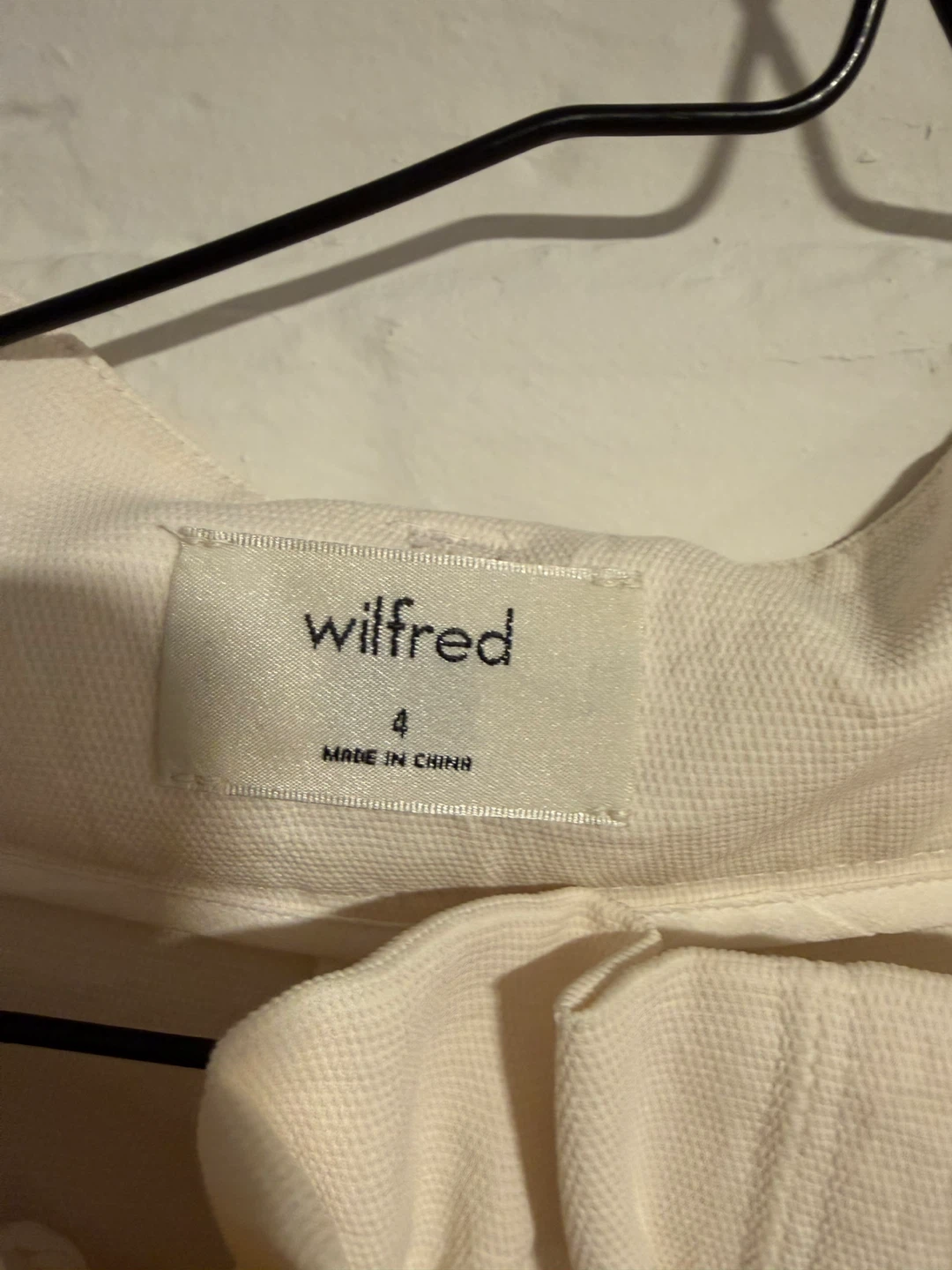 Wilfred Cream Shorts - Size 4 - photo 3