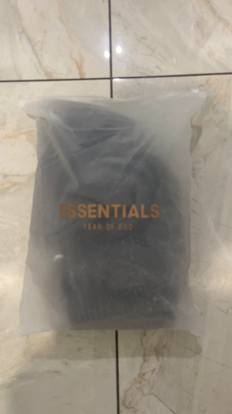 Essentials Fear of God Grey Sweatpants thumbnail
