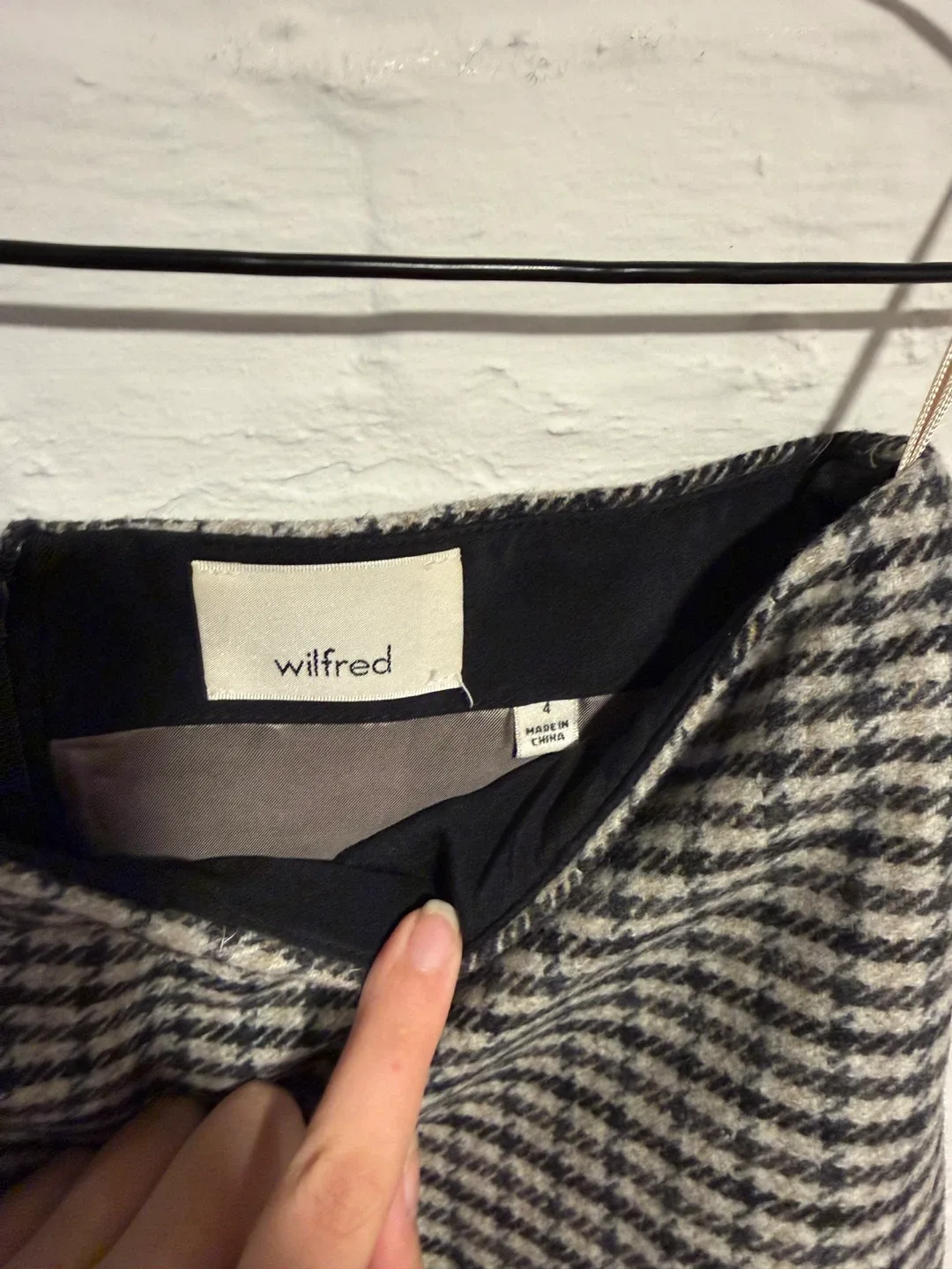 Wilfred Houndstooth Mini Skirt - Size 4 image indicator(3)