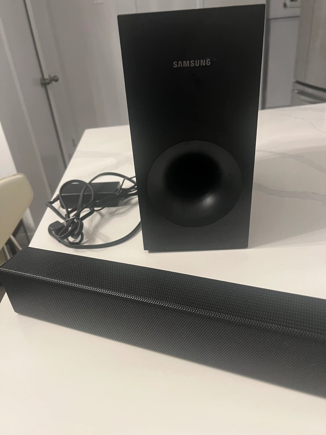 Samsung Soundbar with Subwoofer