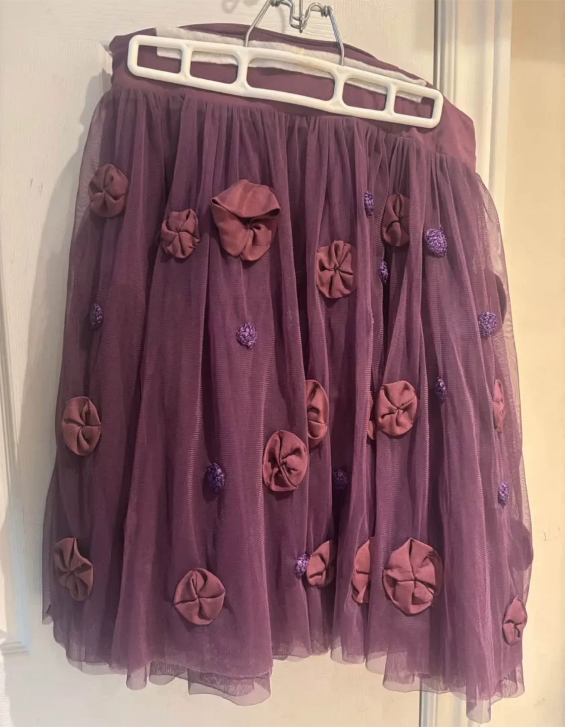 Tara Jarmon Purple Tulle Skirt with Floral Details thumbnail