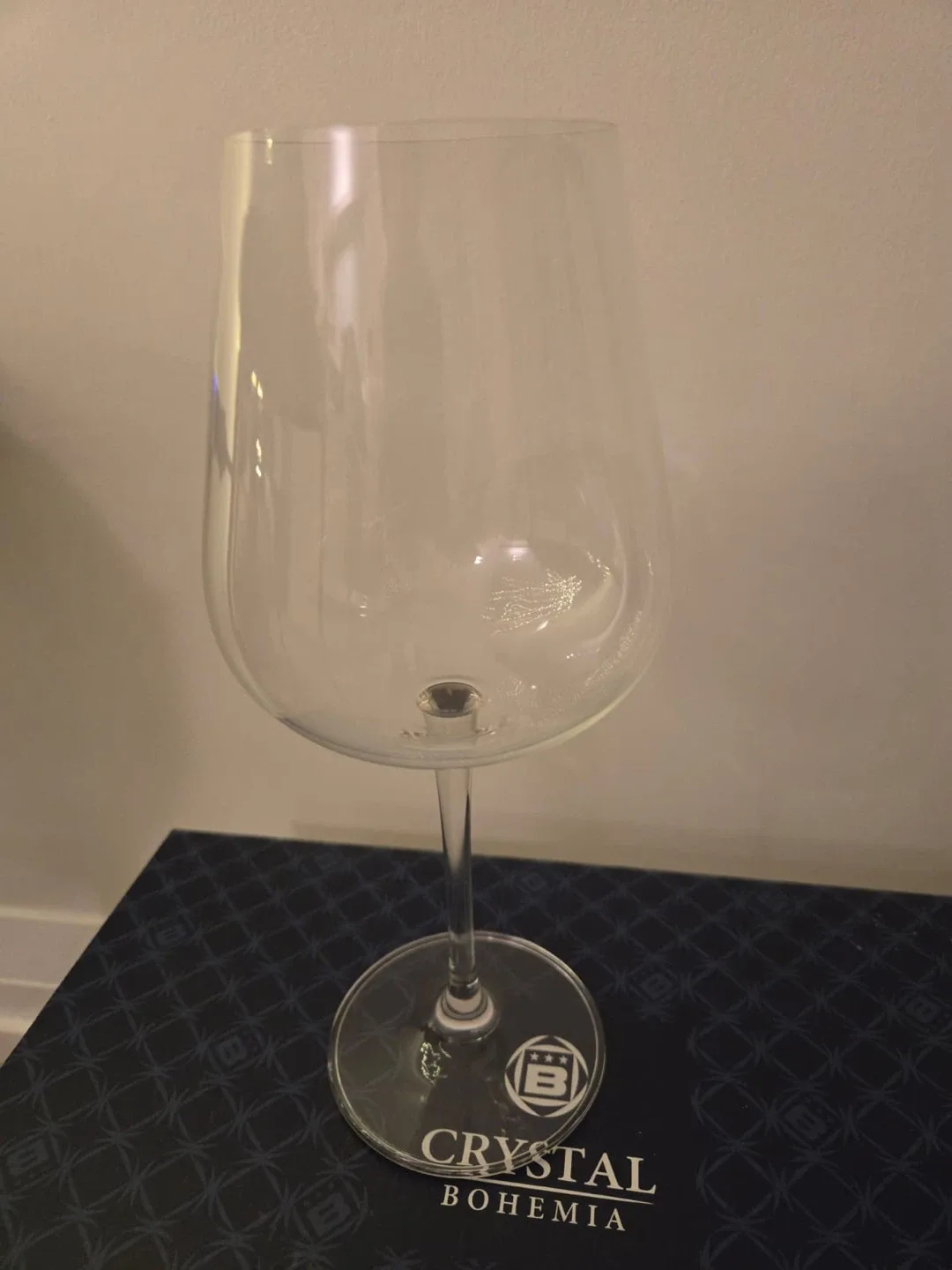 Brand new! Set of Six Crystal Bohemia Red Wine Glasses image indicator(3)