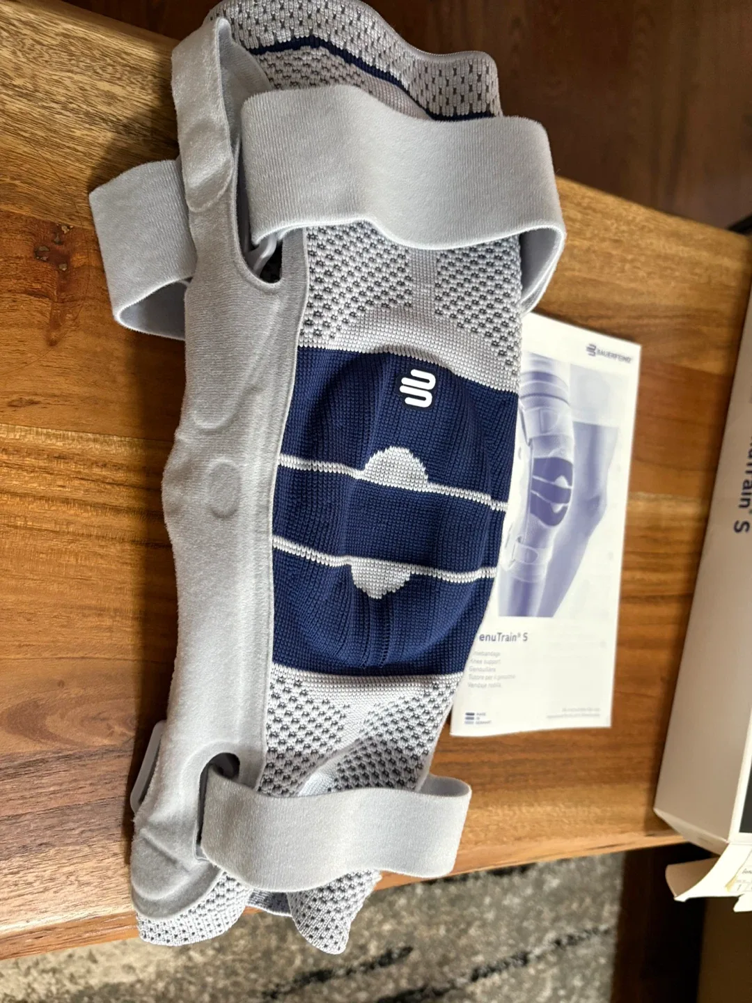 Bauerfeind GenuTrain S Knee Brace, Size 1 Left, Titan image indicator(2)