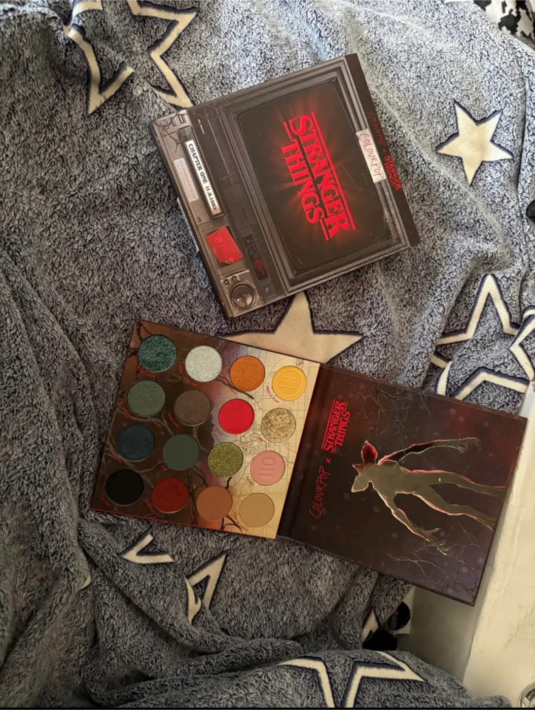 ColourPop x Stranger Things Eyeshadow Palette - photo 2