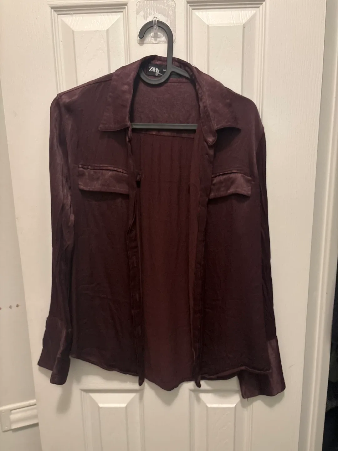 Zara Burgundy Button-Up Shirt - Size Small image indicator(2)