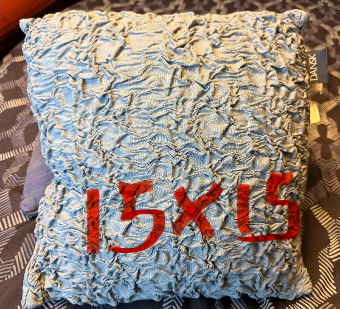 Dansk Queen size comforter with decorative pillows image indicator(5)