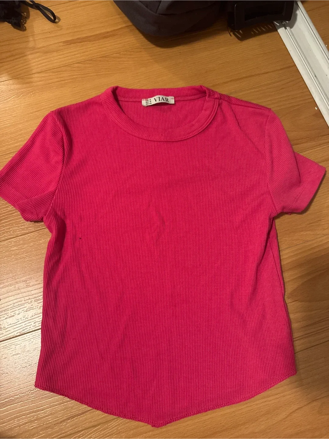 VIAR Pink Ribbed crop top thumbnail