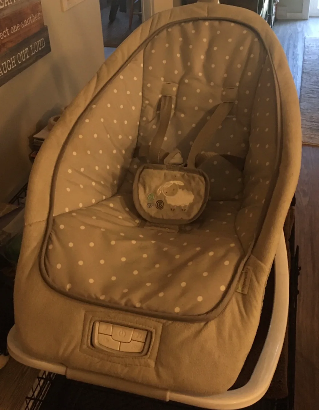 Baby Bouncer with Sheep Mobile image indicator(2)