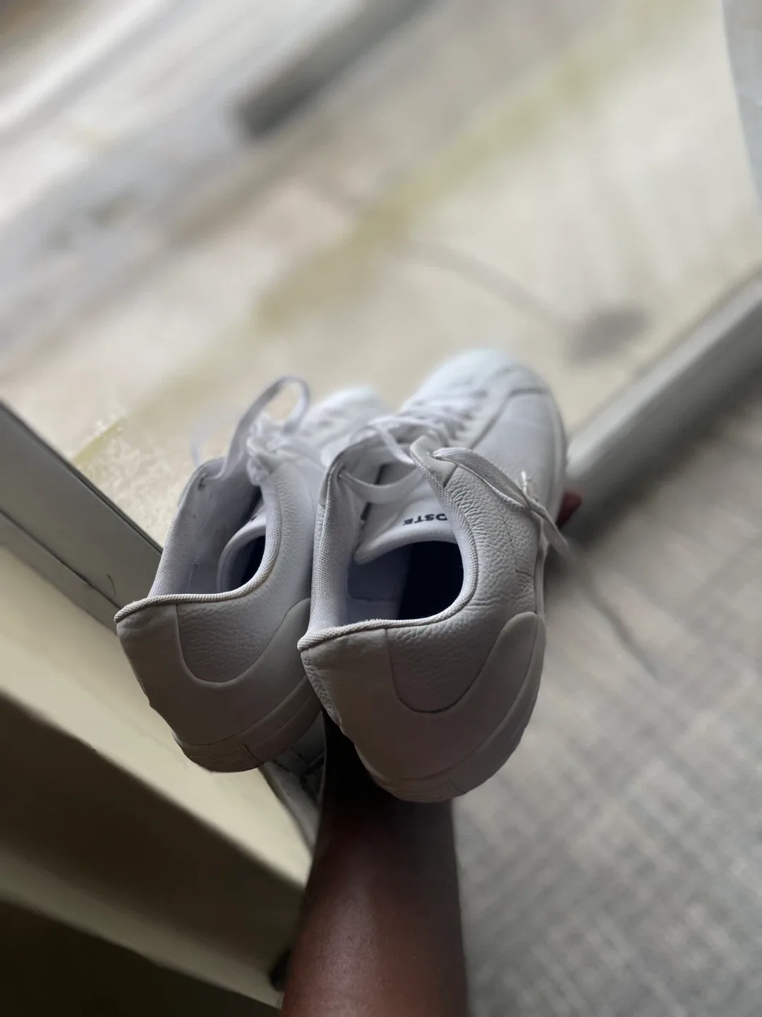 Lacoste Lerond 118 1 White Sneakers, Size 10 image indicator(2)