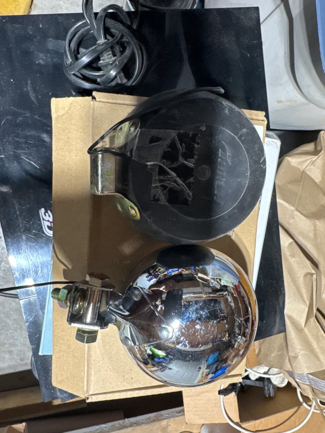 Vintage Fog Lights - Pair image indicator(2)