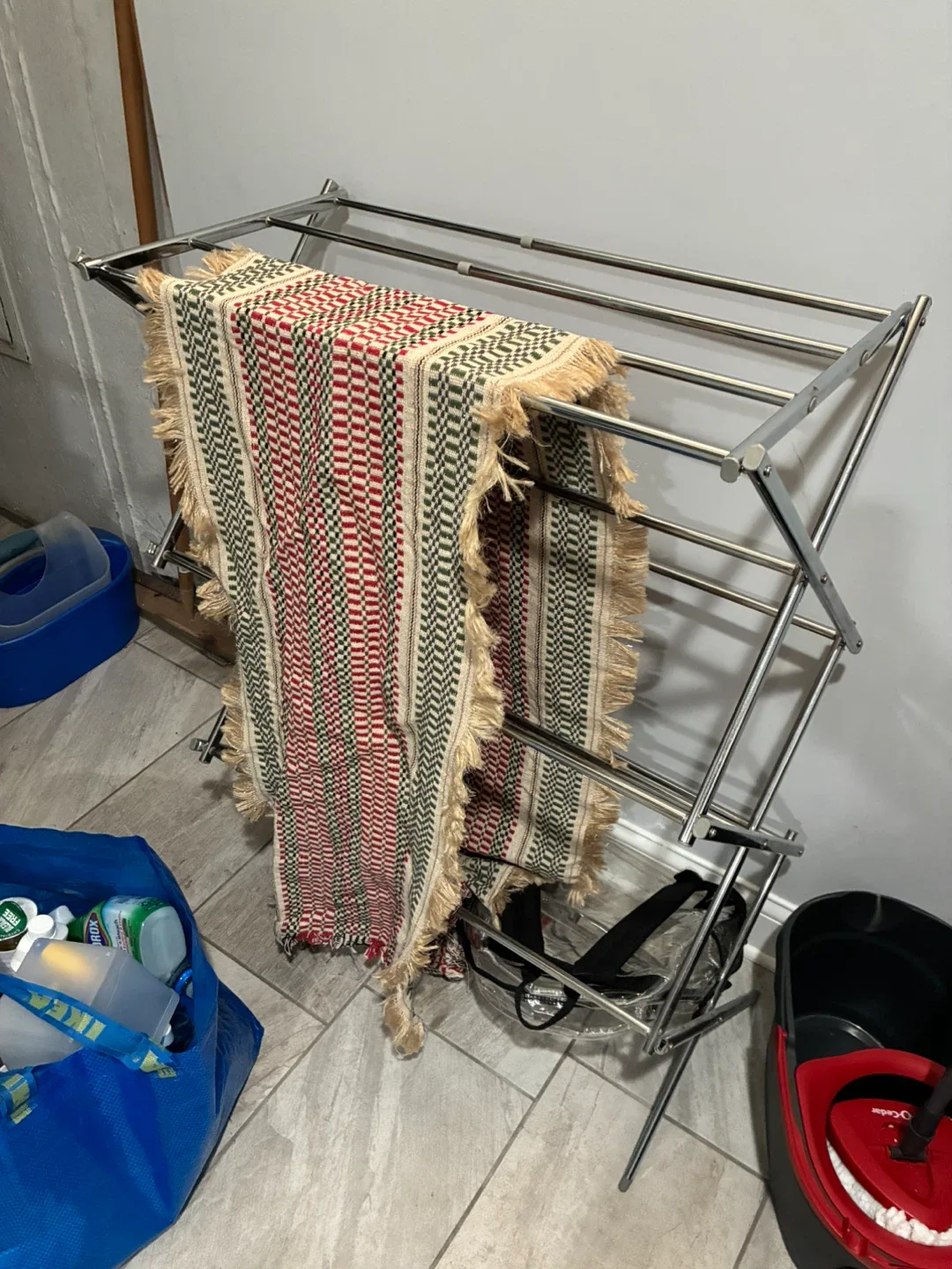 Clothes Drying Rack thumbnail