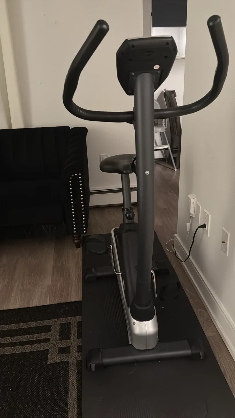 HealthRider H15 Exercise Bike image indicator(2)