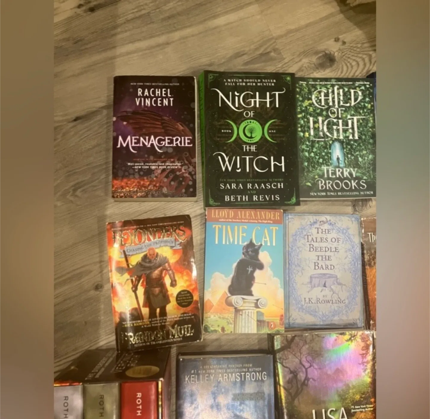 Books image indicator(2)