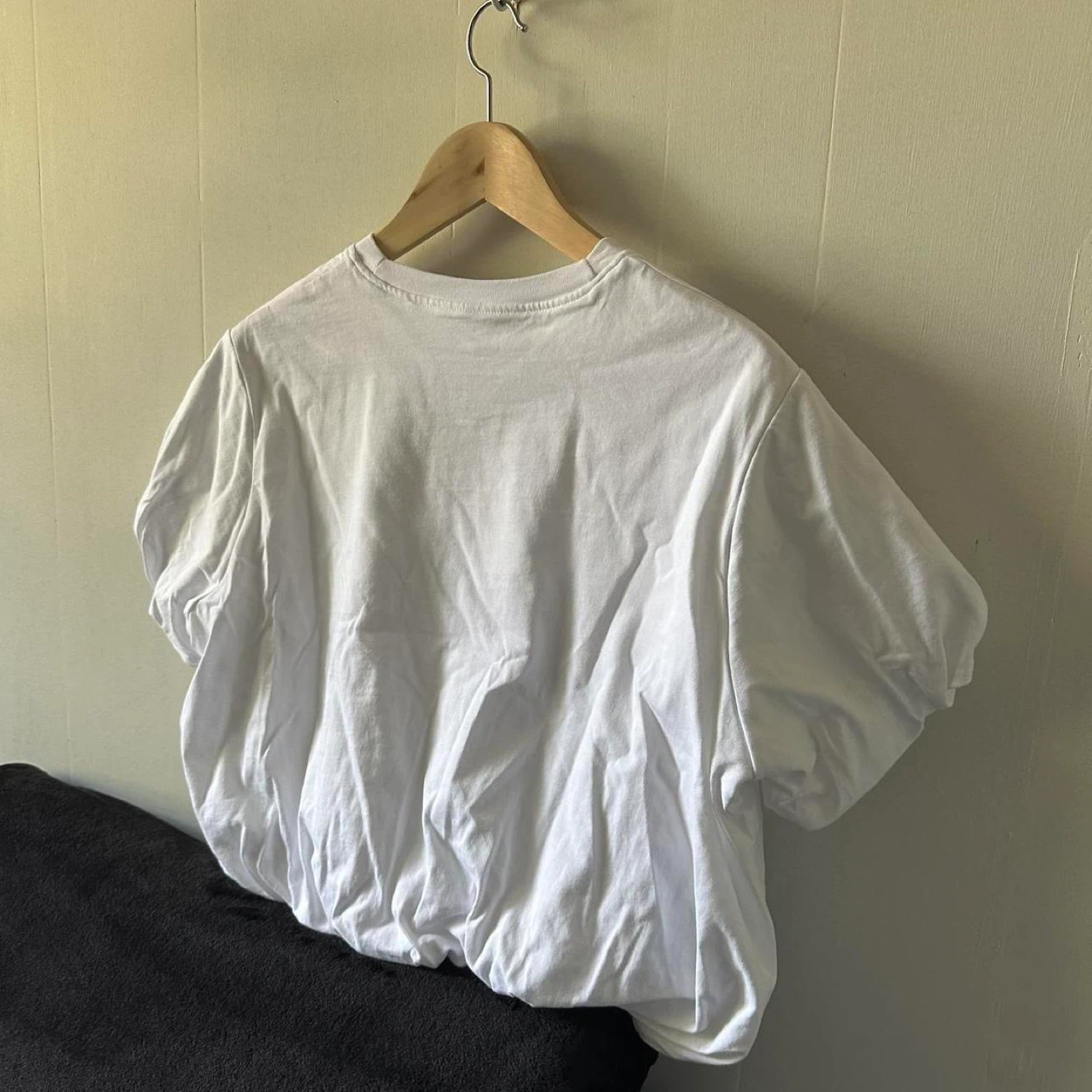 White puff sleeve cropped t-shirt - photo 5