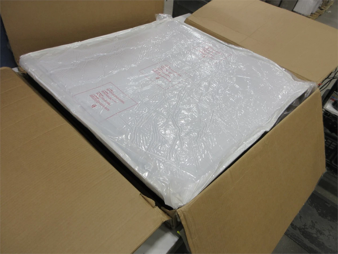 NEW WYNNIE OTTOMAN 36" - photo 3