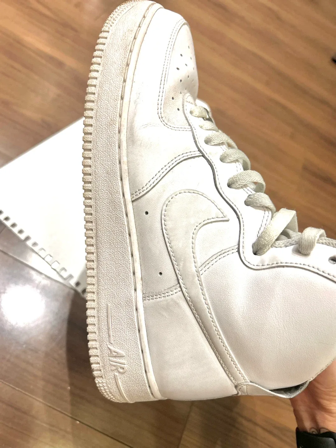 Nike Air Force 1 High '07 White image indicator(5)