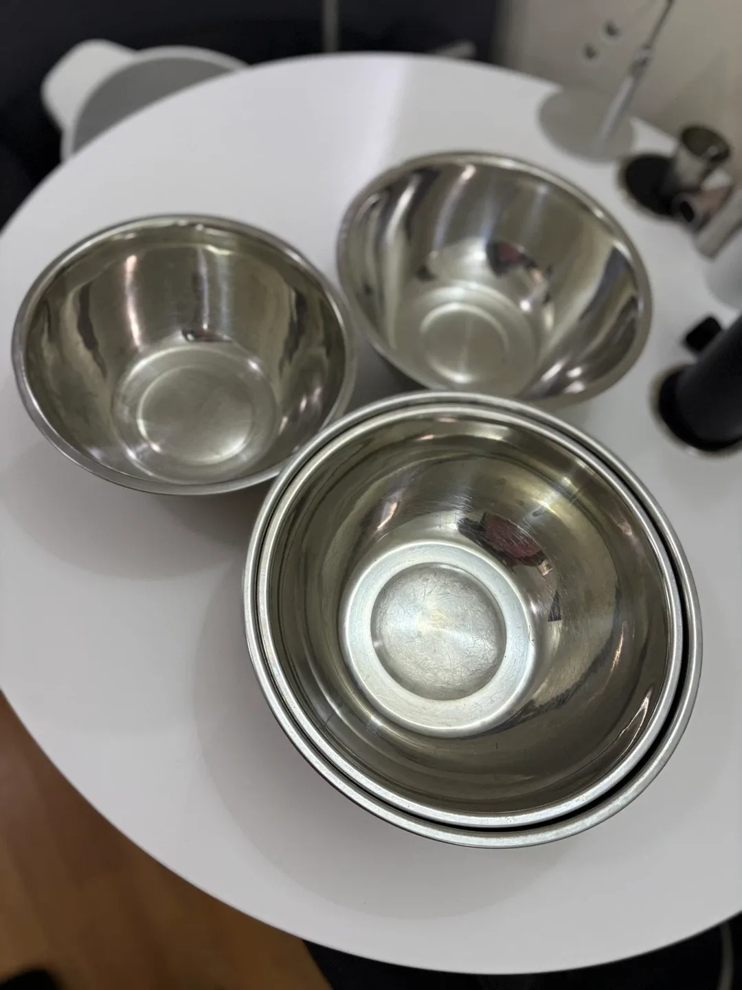 Stainless Steel Mixing Bowls (Set of 4) thumbnail