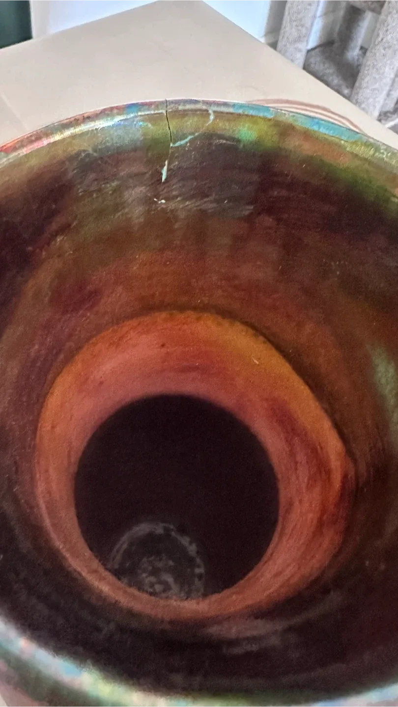 Bottega Gatti antique iridescent vase signed image indicator(3)